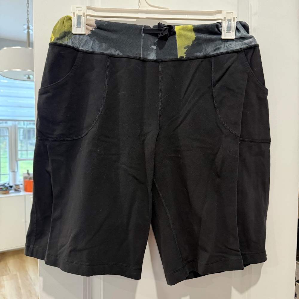 Vintage Lululemon Be Still short